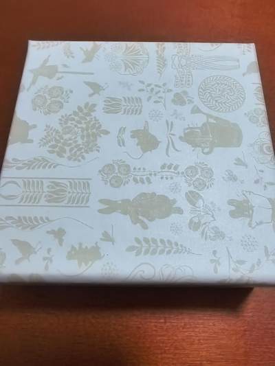 长老汇蛇年精选第六十一场拍卖 2017英国彼得兔系列渔夫杰若米50便士精制彩色银币，原盒证