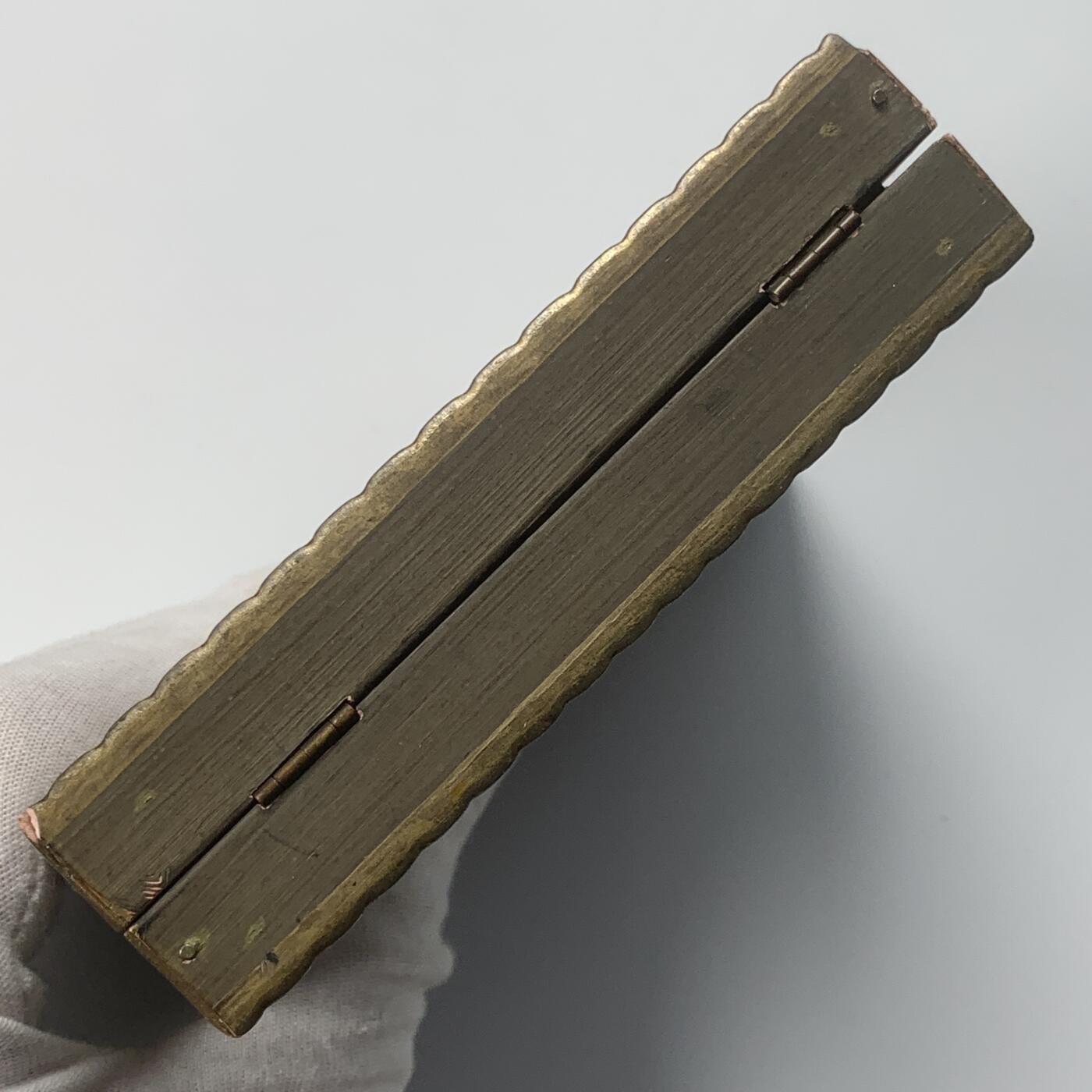 掌中浮雕-藏着的欧洲第037场 1864年植物学家马修斯获得博士学位50周年铜章 70mm，Radnitzky雕刻 , 木质双面玻璃罩盒子