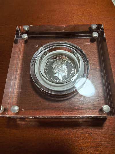 长老汇蛇年精选第六十一场拍卖 2017英国彼得兔系列彼得兔50便士精制彩色银币，原盒证