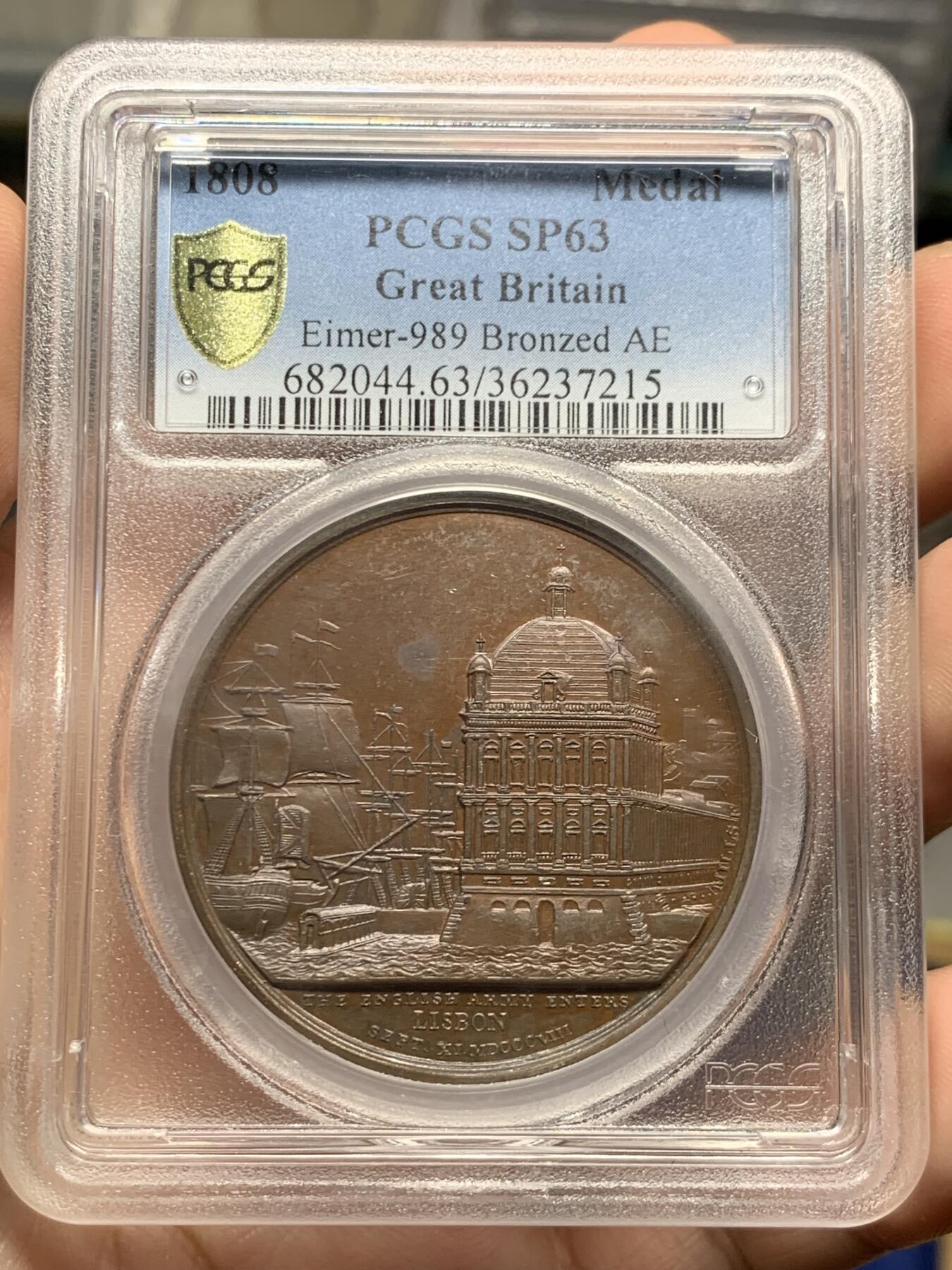 《竞宝斋》第428场 周日，周一  2场连拍 （全场包邮） 唯一亚军分 PCGS SP63 1808年半岛战争英国登陆里斯本纪念铜章 双面高浮雕 细节极其精细 PCGS加厚盒 盒子轻微模糊 章状态非常好