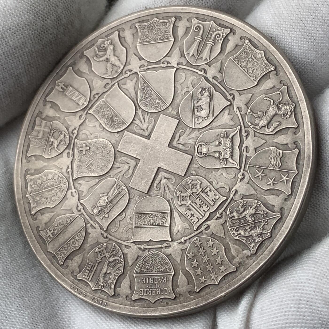 掌中浮雕-藏着的欧洲第037场 1898年瑞士国家博物馆揭幕银章， 58mm，80.5g，Hans Frei雕刻，原盒