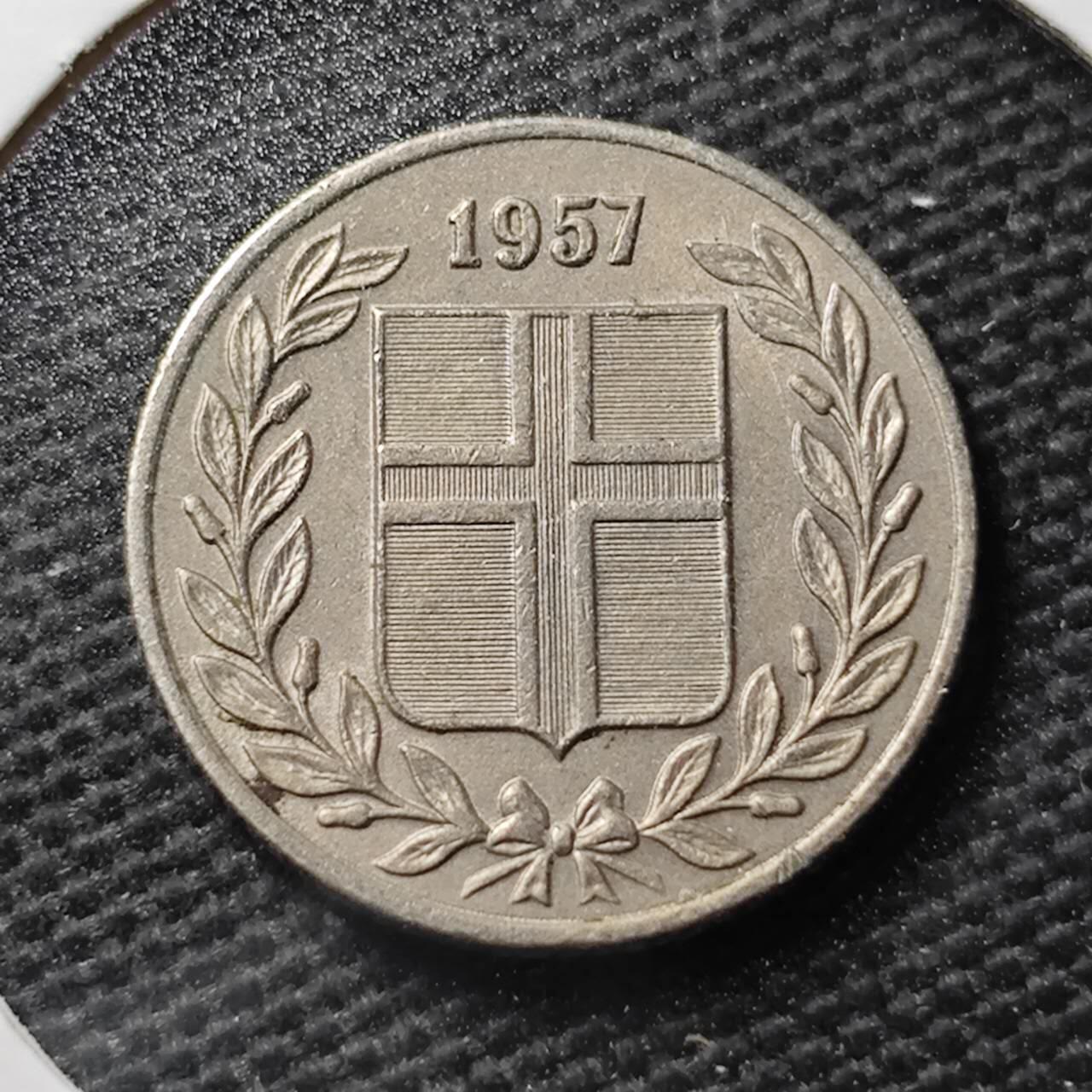 KK钱币收藏小铺 第355场 2月预留时间 周末发货  1957冰岛25奥拉