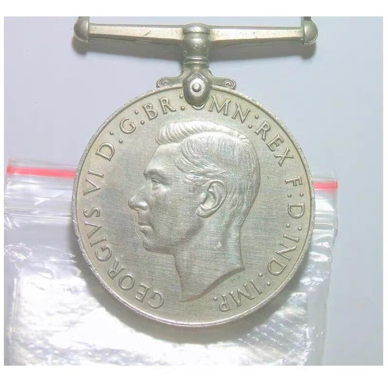 英国1939-45年乔治六世 二战胜利高浮雕精制白铜章 36MM