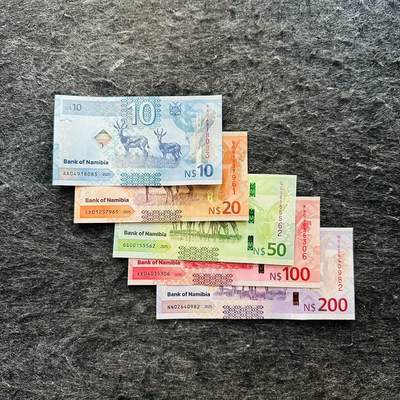 🇲🇽🇳🇦2526$ $墨西哥50-100-1000比索纪念钞和纳米比亚Hybrid窗口复合钞 - 纳米比亚2025年10-20-50-100-200元，新版大全套，随机号码