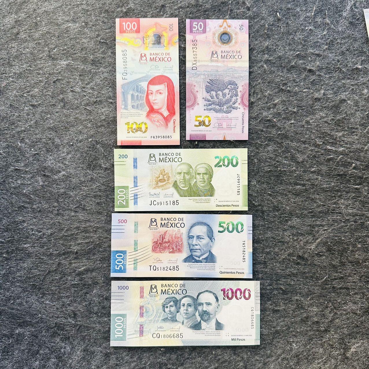 🇲🇽🇳🇦2526$ $墨西哥50-100-1000比索纪念钞和纳米比亚Hybrid窗口复合钞
