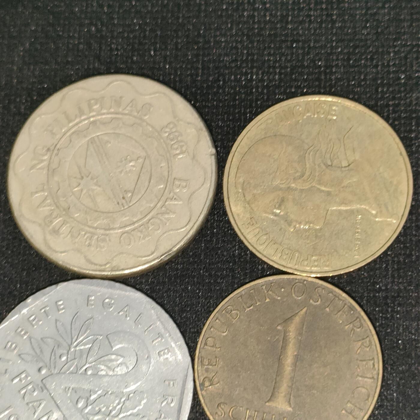 猩哥外币小铺➨【第196场】 硬币8个
