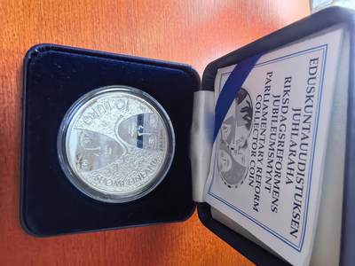 长老汇蛇年精选第六十一场拍卖 2006芬兰议会改革百周年10欧元精制银币，精制2万枚，盒证全