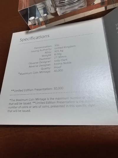 长老汇蛇年精选第六十一场拍卖 2018英国彼得兔系列老鼠迪特夫人50便士精制彩色银币，原盒证