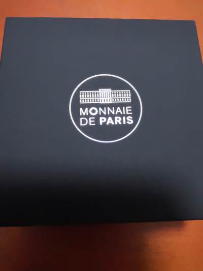 长老汇蛇年精选第六十一场拍卖 2020法国葛饰北斋名作神奈川冲浪里10欧元矩形精制银币，盒证全，3000枚