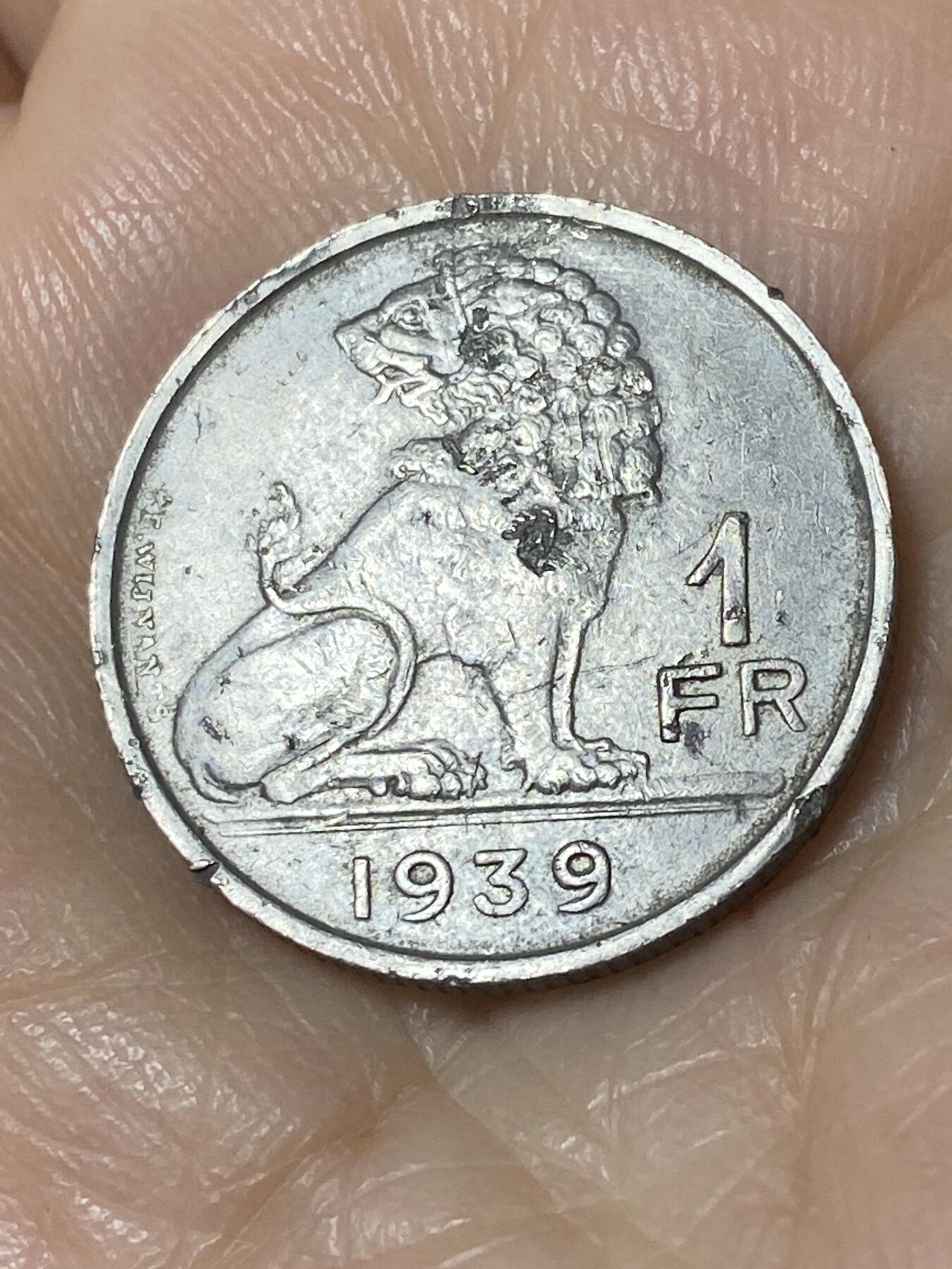 2025年第一百一十场(总第一百三十六场）外国好品散币(免佣金) 比利时🇧🇪1939年1法郎(利奥波德三世时期，左法语右荷语版)