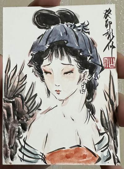 阳大大卡牌拍卖第76期（持续收拍品，周五晚上九点截拍，进群福利早知道） - 彫仙手绘卡作品 《西施》 2023年漫威盲盒（作品左下角有画完未干时触碰留下的大拇指指纹，介意勿拍）
