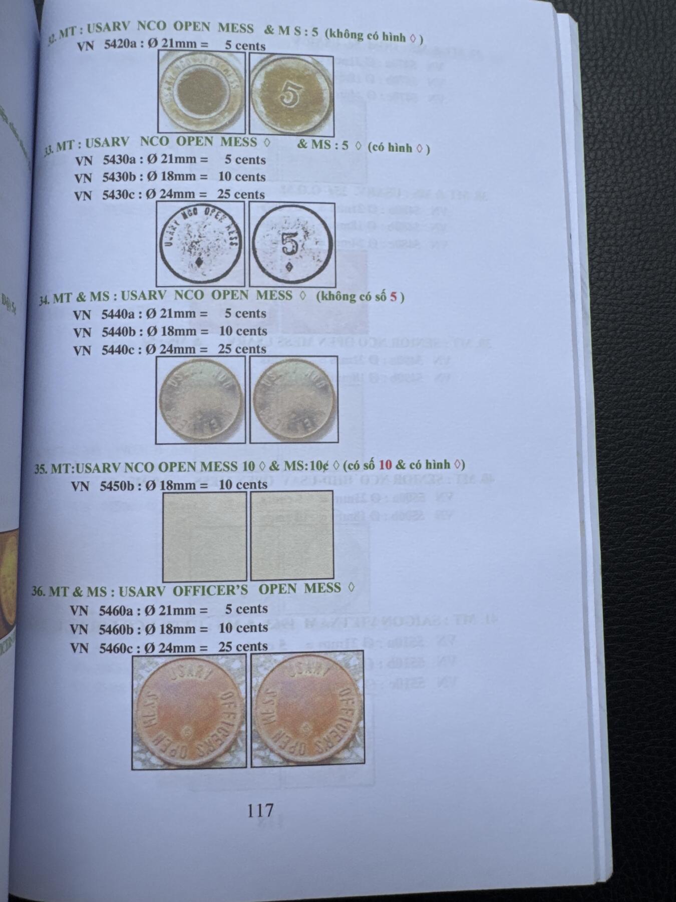 桂P钱币文化工作室拍卖第四十四期 越南钱币目录两本，内容很丰富