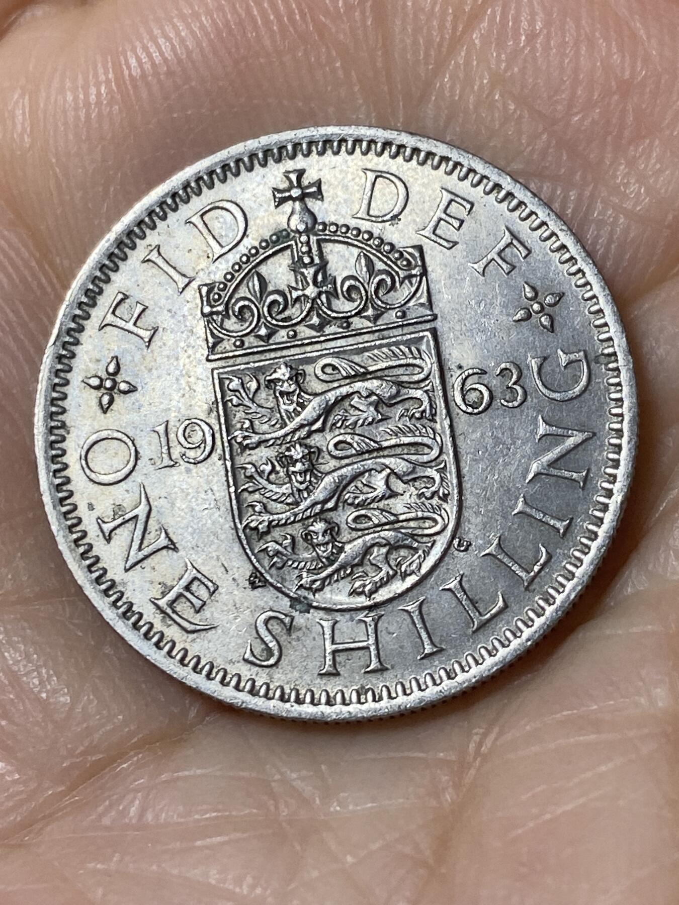 2025年第一百一十场(总第一百三十六场）外国好品散币(免佣金) 英国🇬🇧1963年1先令(伊丽莎白二世青年桂冠，第二版，英格兰盾徽版)
