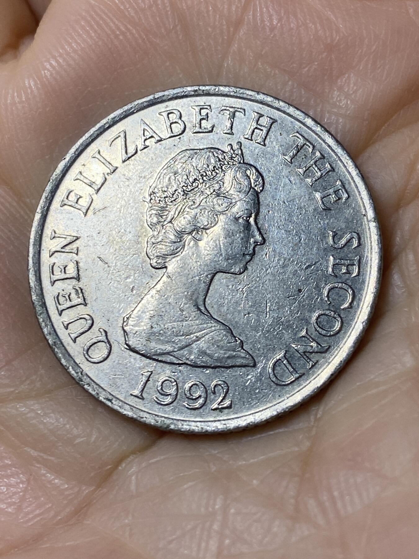 2025年第一百一十场(总第一百三十六场）外国好品散币(免佣金) 英属泽西岛🇯🇪1992年10便士(伊丽莎白二世中年花冠，十进制第三套第二版，小尺寸版)