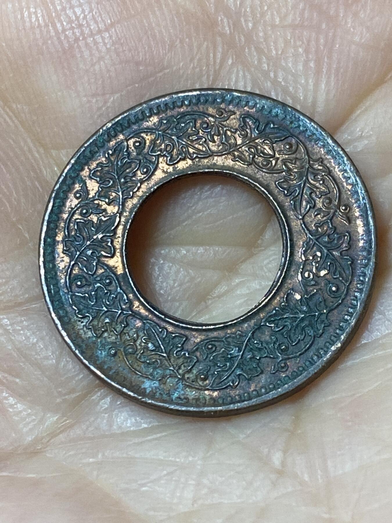 2025年第一百一十场(总第一百三十六场）外国好品散币(免佣金) 英属印度1945年1派斯(乔治六世时期，大字宽冠版)