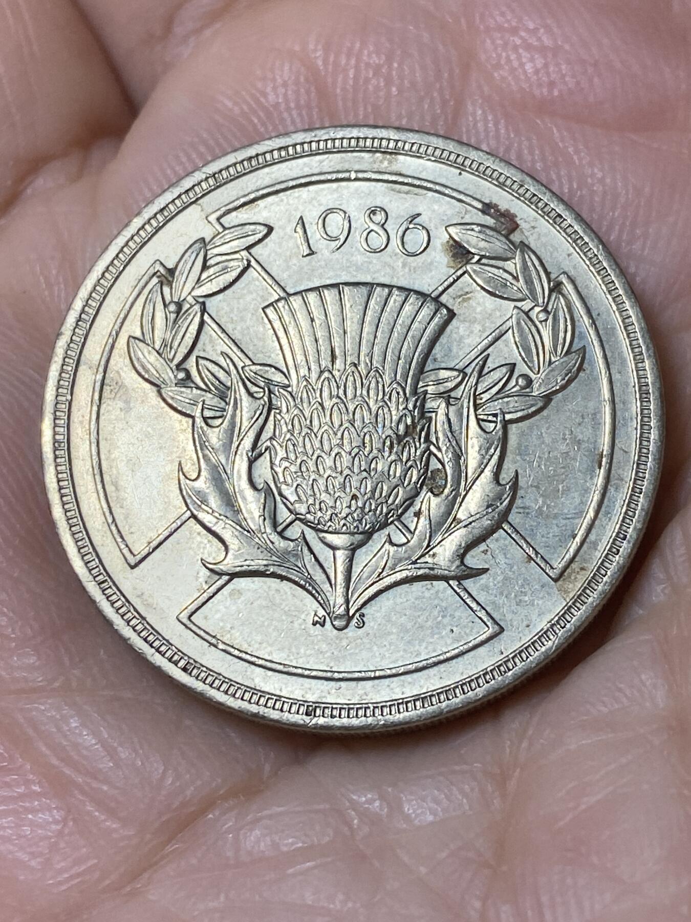 2025年第一百一十场(总第一百三十六场）外国好品散币(免佣金) 英国🇬🇧1986年2英镑(第十三届英联邦运动会纪念币)