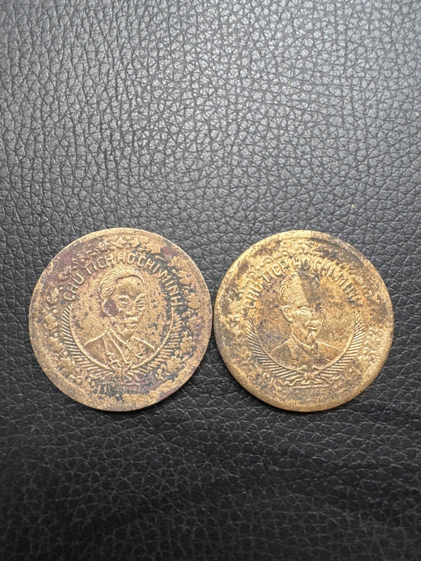 桂P钱币文化工作室拍卖第四十四期 1946年胡志明2盾铜币，两种不同版