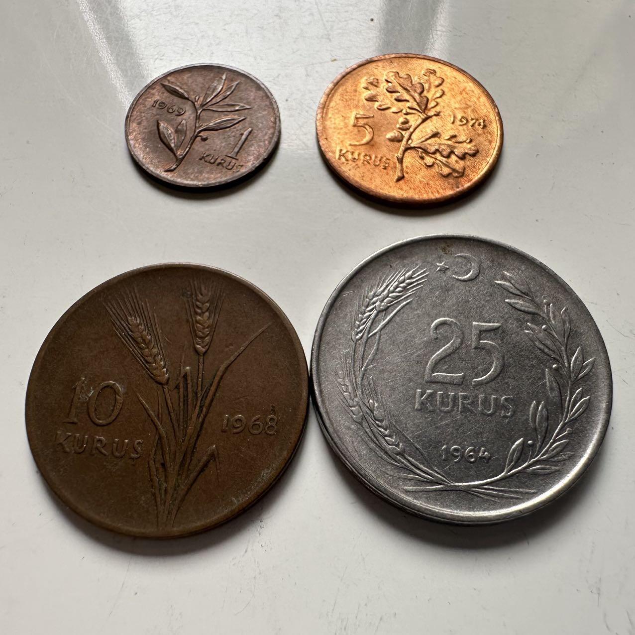🌹外币初藏🌹🐯2025年第115场  每周二四六晚8️⃣点 接代拍 土耳其小面值四枚一组b