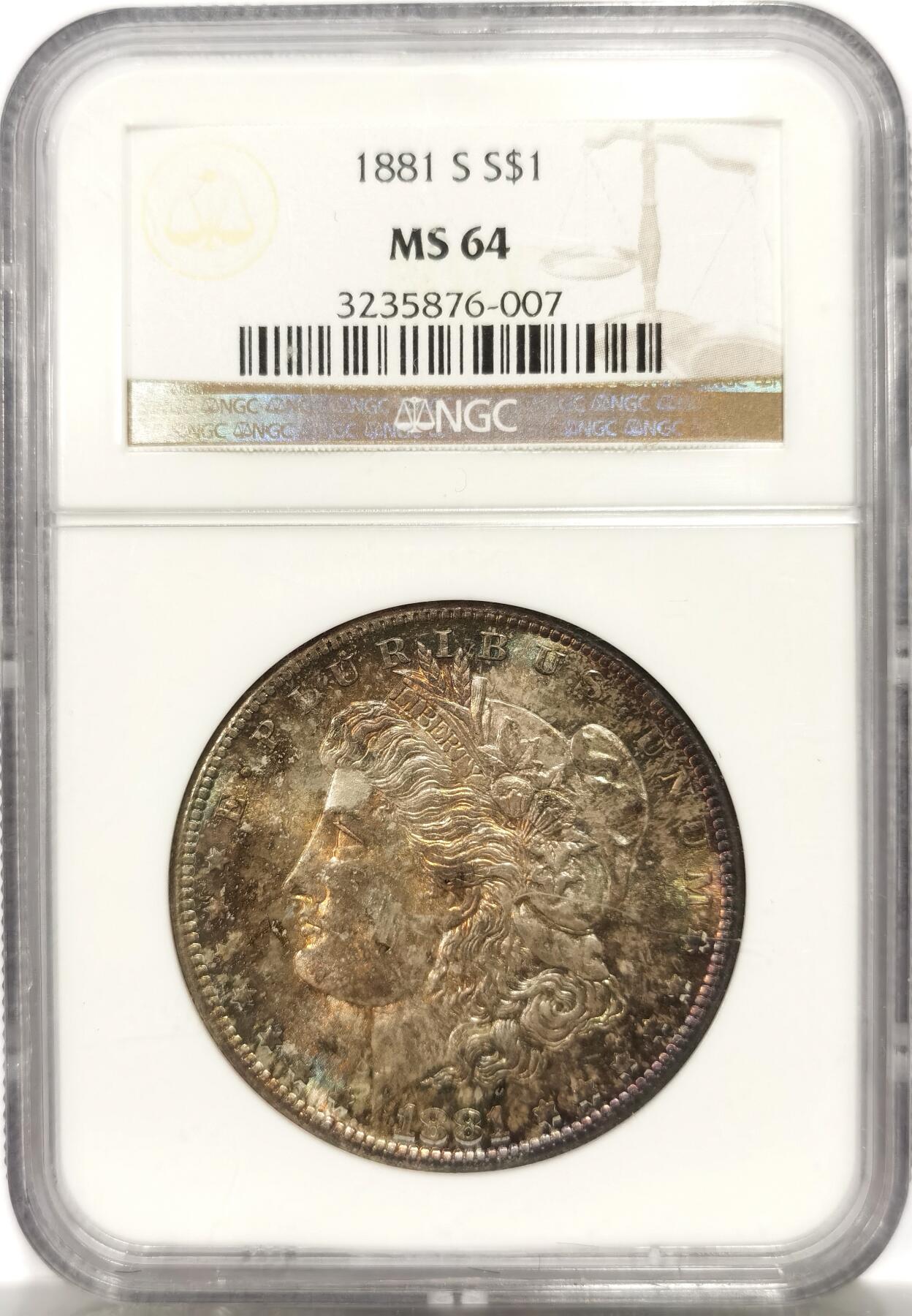 博洋堂世界钱币拍卖第143期（全场包邮） NGC MS64 美国1881年摩根银币S版，原汁原味双面五彩老包浆，包浆醇厚润泽又犀利，打制精美，状态一流。N盒老白盒，状态和品质不输现在的65分。