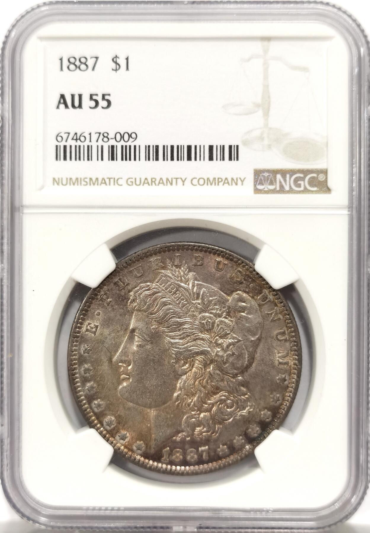 博洋堂世界钱币拍卖第143期（全场包邮） NGC AU55 美国1887年摩根银币P版，原汁原味双面五彩老包浆，包浆醇厚浓郁，转光强烈细节优秀，状态极佳。味道币味道足，酱彩锋利感十足。严重低估错杀，状态和品质绝对不输MS级。