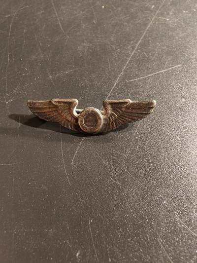 老王徽章第156期 -  美国二战陆军航空兵观察员技能章     925银    横针版     1.5英寸