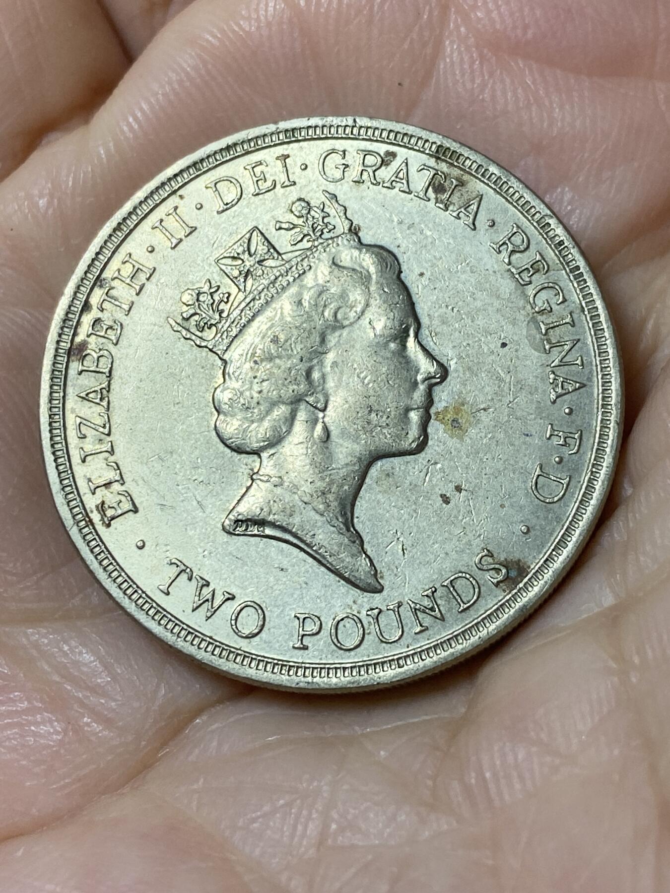 2025年第一百一十场(总第一百三十六场）外国好品散币(免佣金) 英国🇬🇧1986年2英镑(第十三届英联邦运动会纪念币)