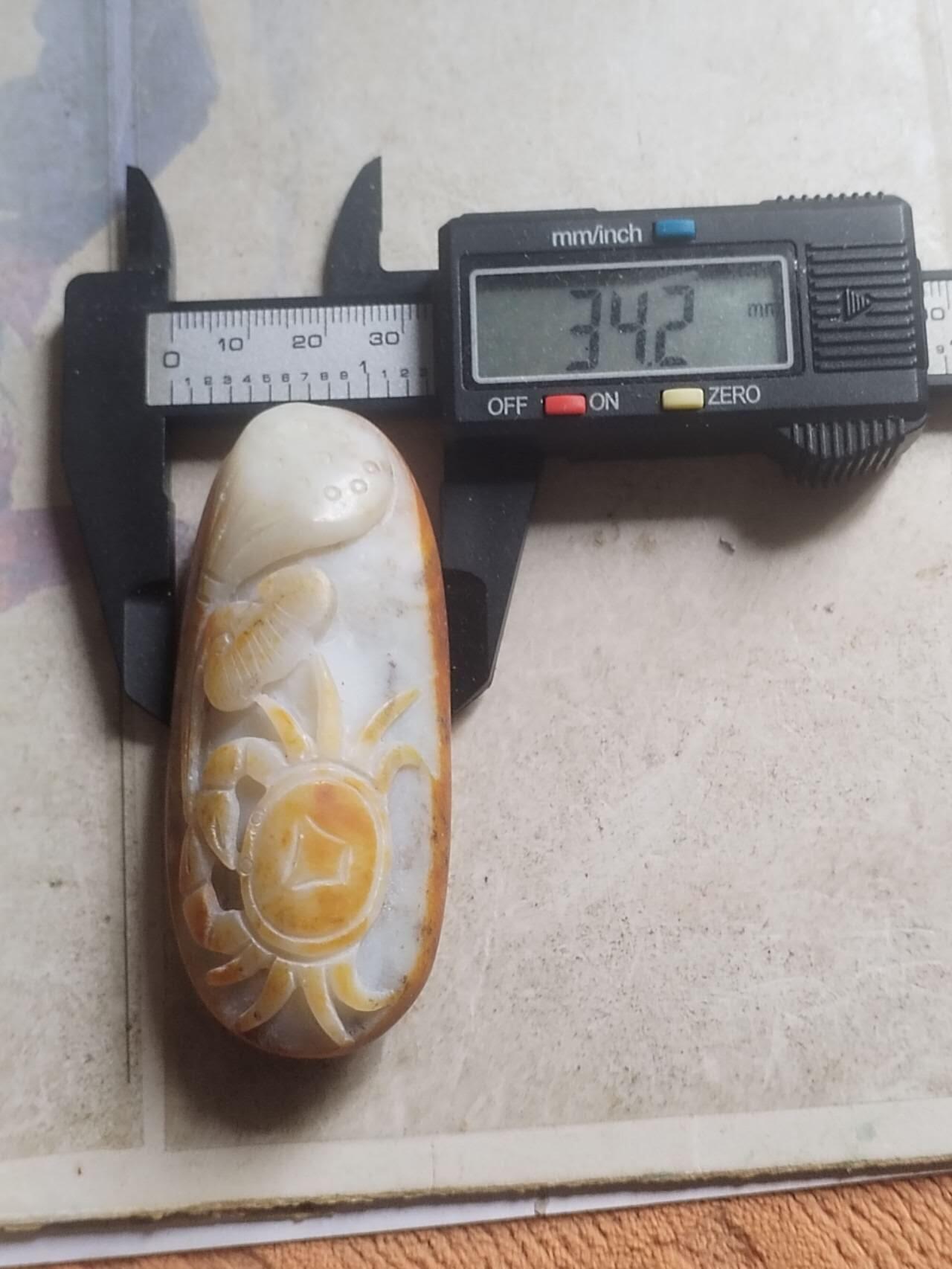玉石 手镯 手串 手链 纯手工制作和田仔料手把件。步步高升。