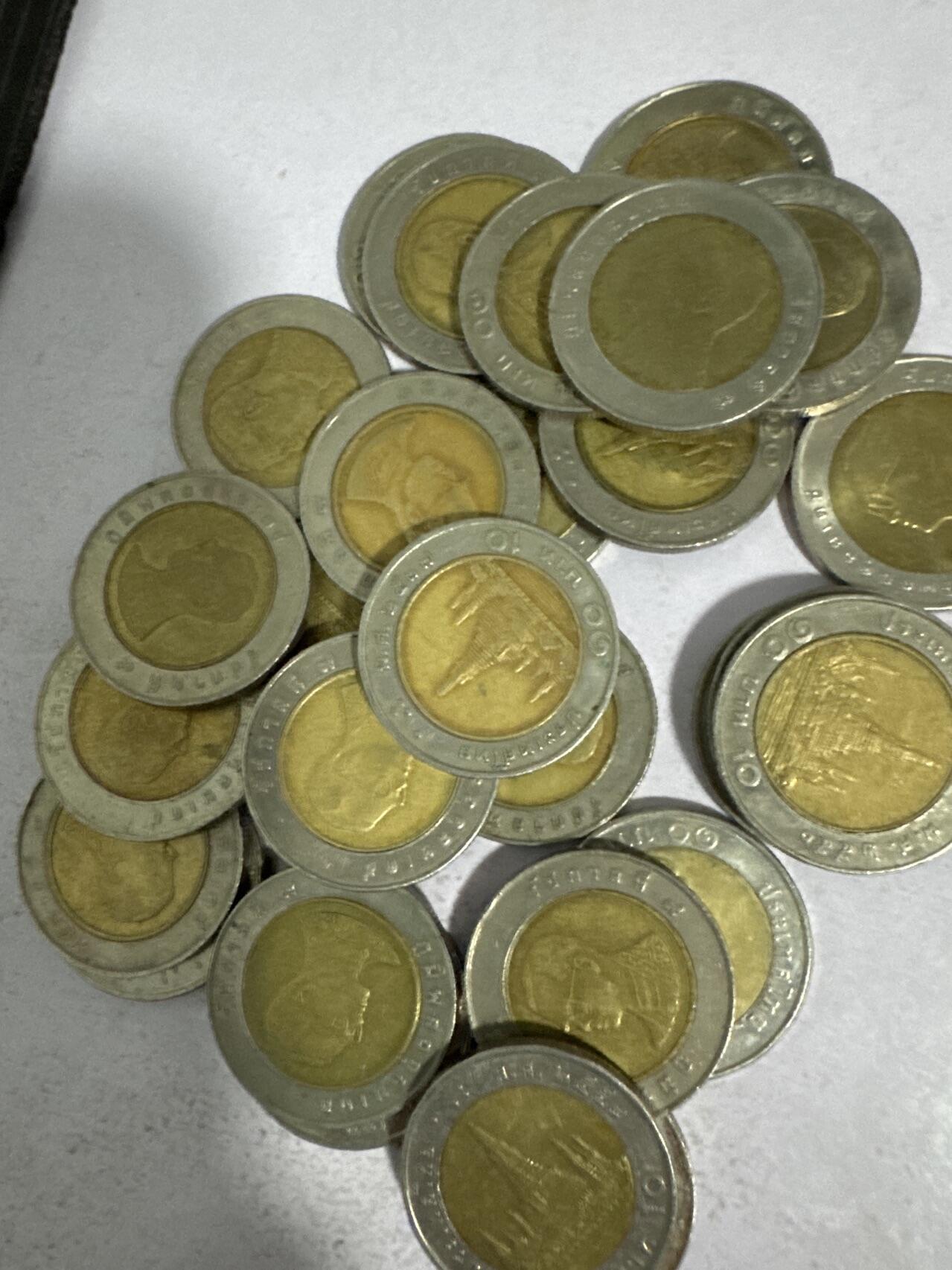 外国硬币+纸币专场 泰国10铢2元一枚，出价可叠加