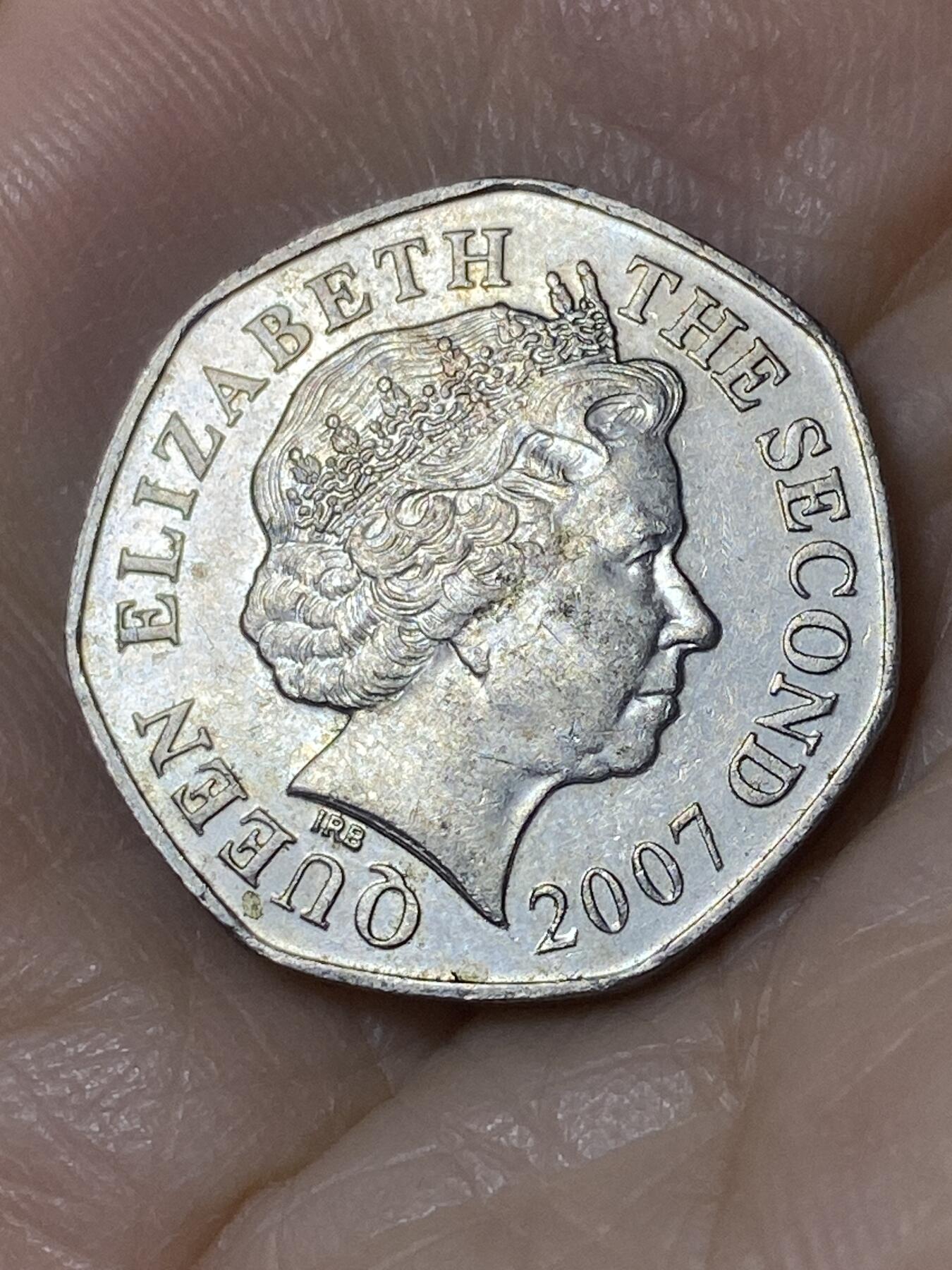 2025年第一百一十场(总第一百三十六场）外国好品散币(免佣金) 英属泽西岛🇯🇪2007年20便士(伊丽莎白二世老年版)