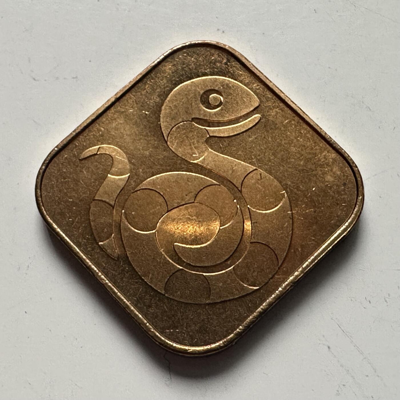 🌹外币初藏🌹🐯2025年第115场  每周二四六晚8️⃣点 接代拍 日本2001年生肖套币年章