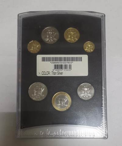 巨藏钱币第五期硬币场10月15号8点开拍 - 正版-澳门1999年回归纪念版硬币原套