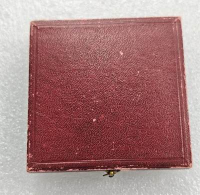 瓶子🏺第212期拍卖会  英国1967年城市博览会纪念银章  带盒  高银版  50毫米  61.16克