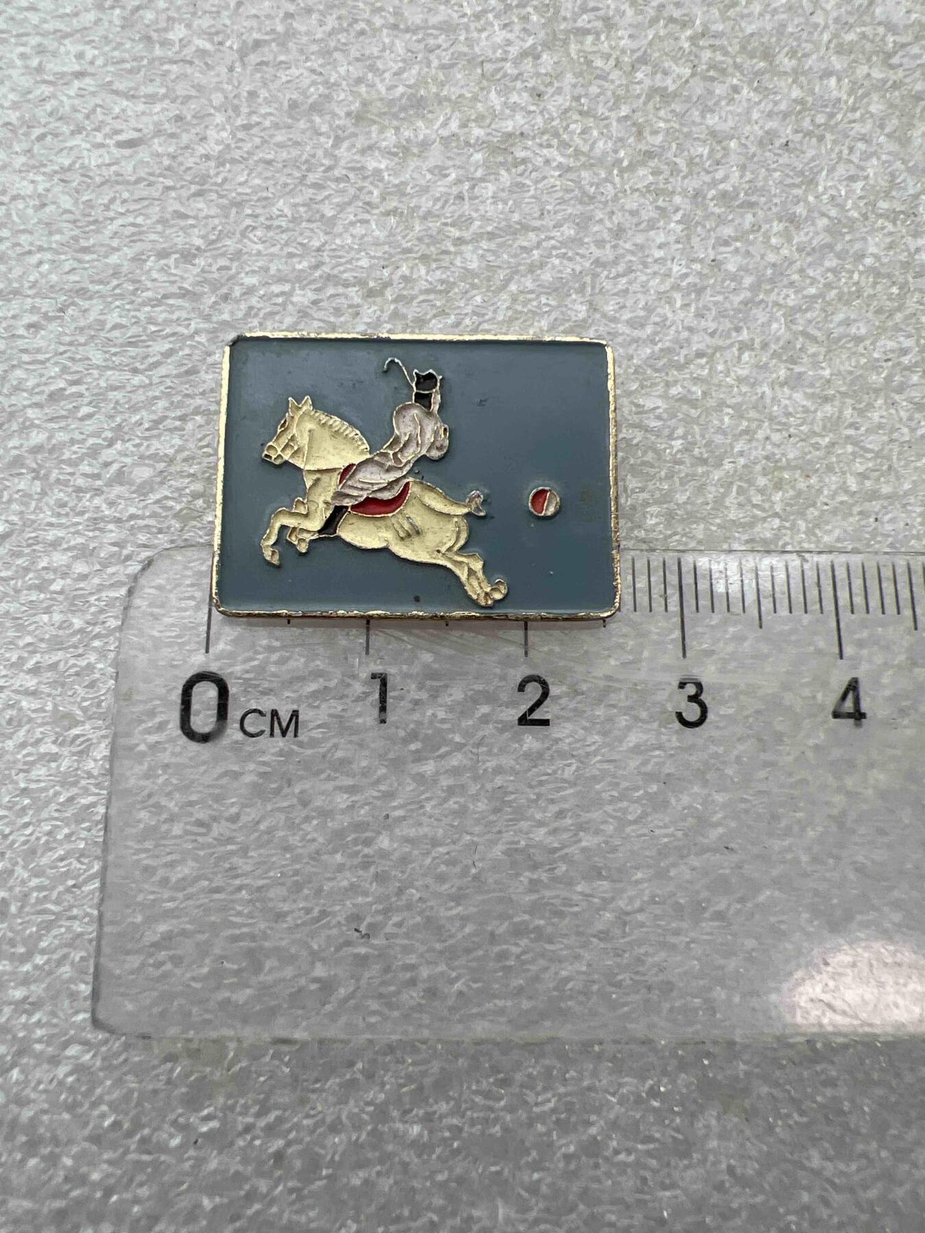 真品像章、纪念章 真品像章、纪念章