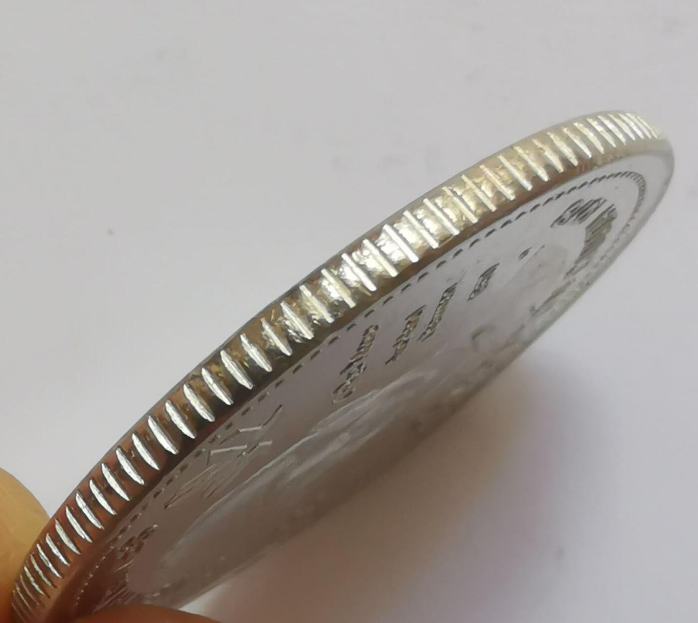 巨藏钱币第五期硬币场10月15号8点开拍 加拿大1978年纪念镍币32.8mm