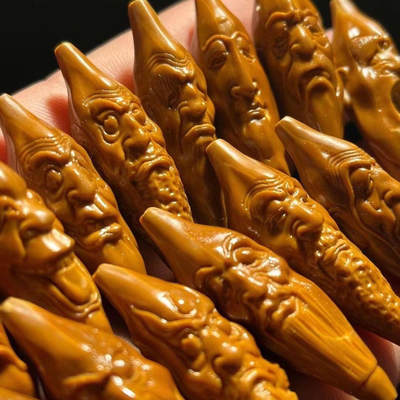 橄榄柳叶核《十八罗汉》纯手工柳叶核长串脖挂,大籽柳叶 橄榄柳叶核《十八罗汉》纯手工柳叶核长串脖挂,大籽柳叶