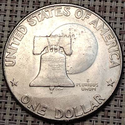 布加迪🐬～世界钱币(上海)🌾第 251 期 /  各国套币和散币 - 美国🇺🇸 1976年 1元 建国200周年纪念币