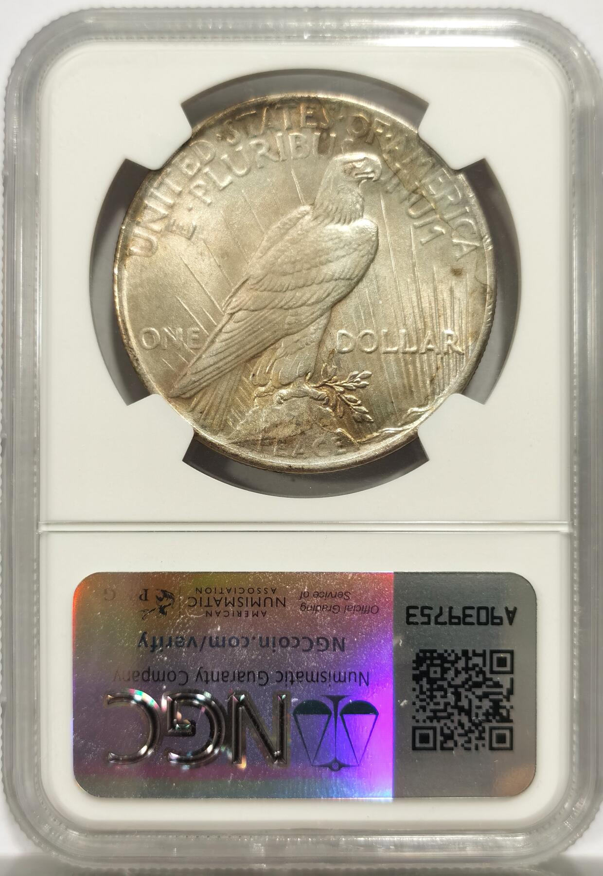 博洋堂世界钱币拍卖第143期（全场包邮） NGC UNC 美国1925年和平银币，淡彩转光好品，未见明显清洗痕迹，略有严评。