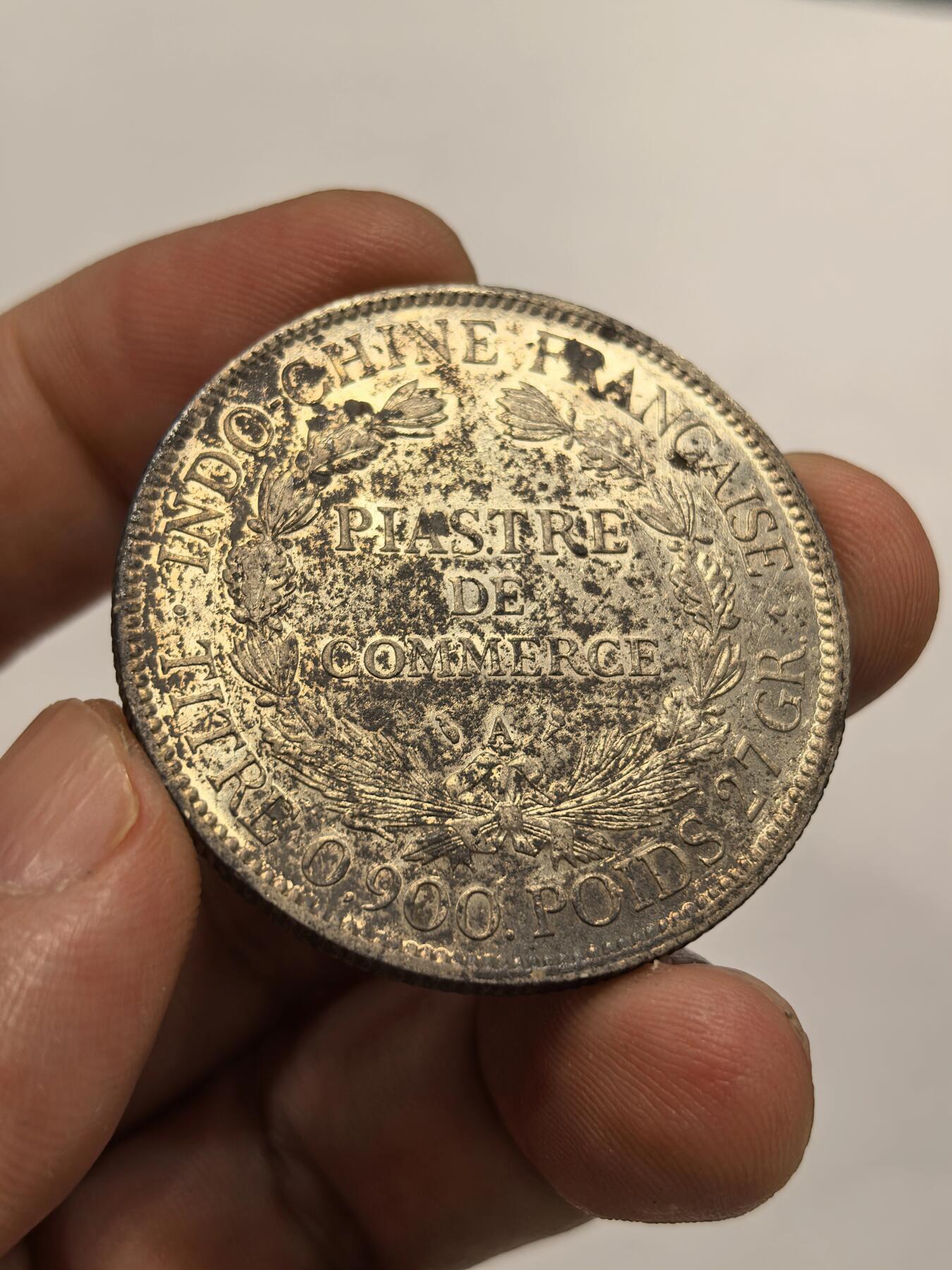 博洋堂世界钱币拍卖第143期（全场包邮） 法属印支1903坐洋一元大银币，带转光好品，有一点污渍，会清理的可以清理出分