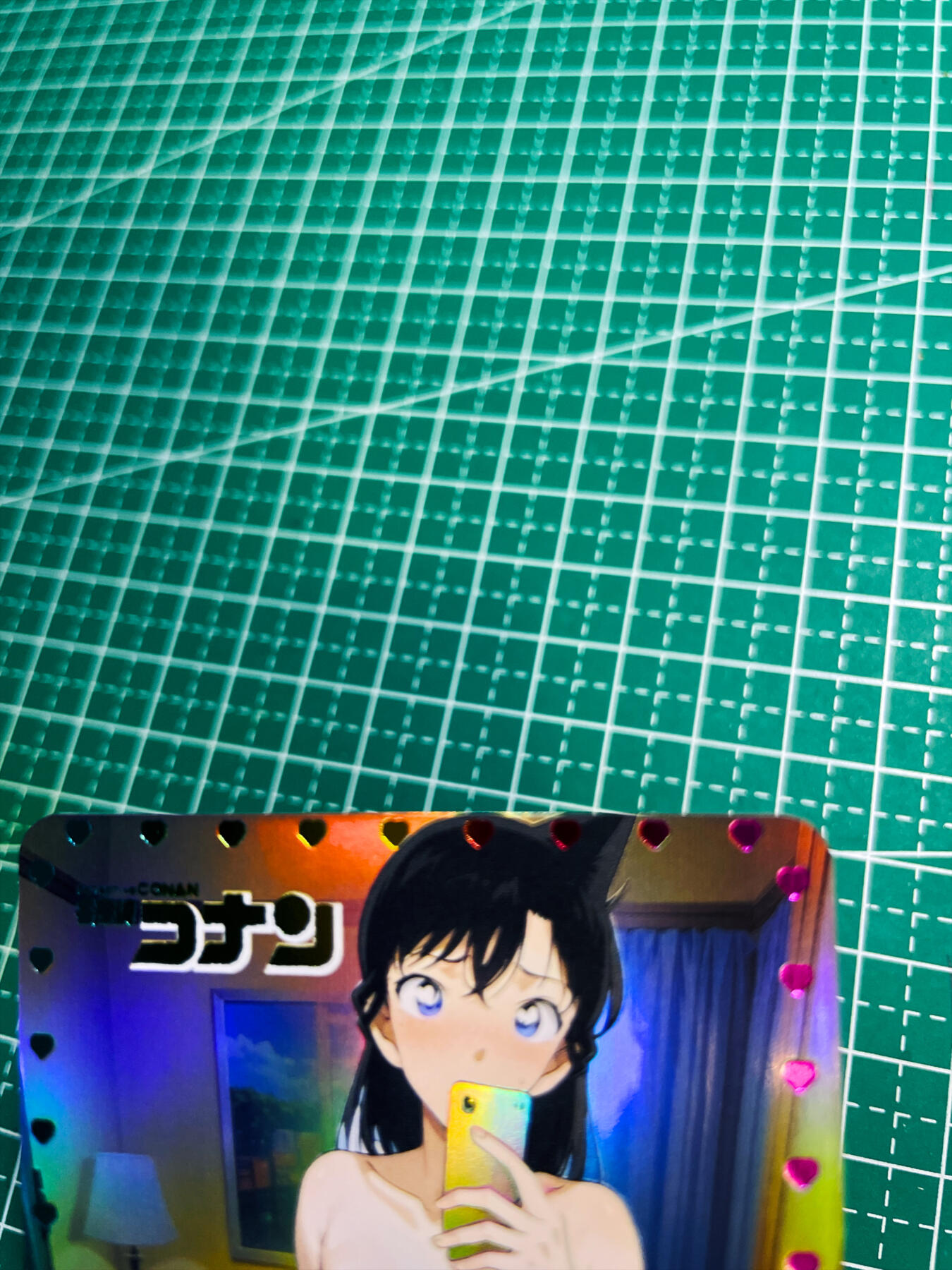 显眼宝34期 佣金1起 10月15日晚22:30截止  嘎嘎鸭卡牌   超级经典老卡系列    名侦探柯南   小兰自拍艺术卡   共1张   彩闪彩印签工艺   小卡尺寸  60*87