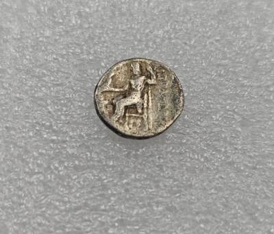 瓶子🏺第212期拍卖会  公元前332-前323年传奇大帝亚历山大三世1德拉克马打制银币