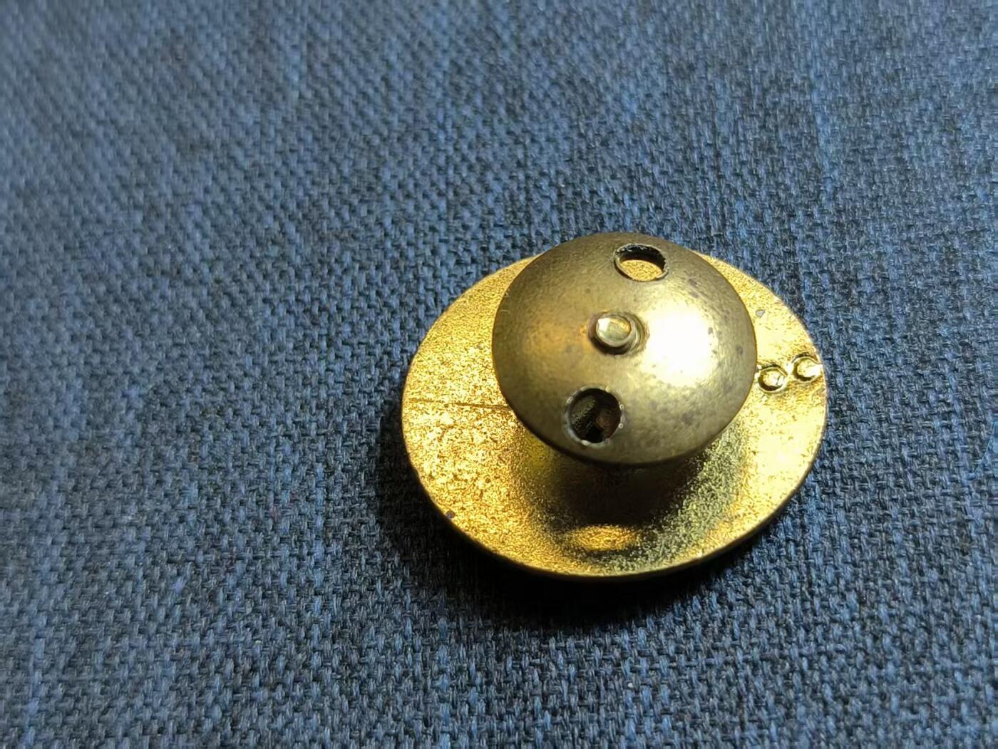 罗岚⭐爱藏⭐精品专拍第六场-分享拍场赚佣金 民主德国人民军航务优秀证章（二星） 早期黄铜热珐琅转轮版本