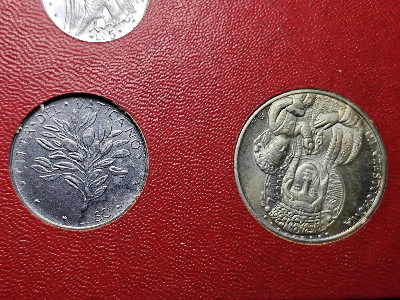 KK钱币收藏小铺  （套币 批量/好品散币 银币）专场  2月预留时间 周末发货  梵蒂冈大小面值套币 含镀银章