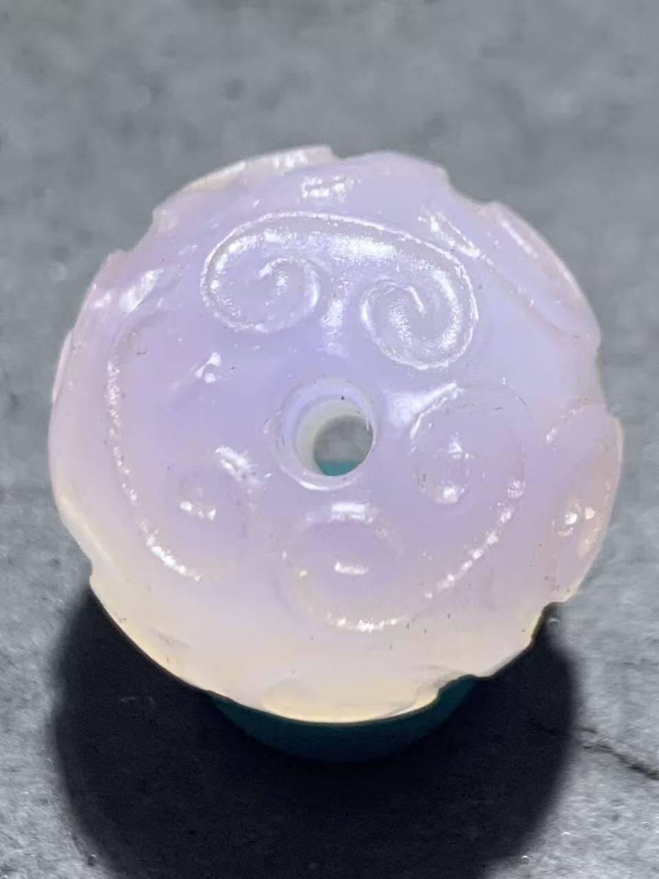 稀有紫罗兰高冰荧光润料玛瑙2.0通货回纹珠一颗，