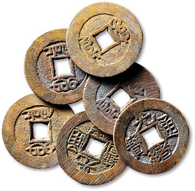 泓盛2025年秋季拍卖会 机制币 金银锭 古泉 - 清“光绪通宝”宝泉局大样六枚，尺寸不一，铸痕清晰，字口工整，包浆醇厚，极美品
