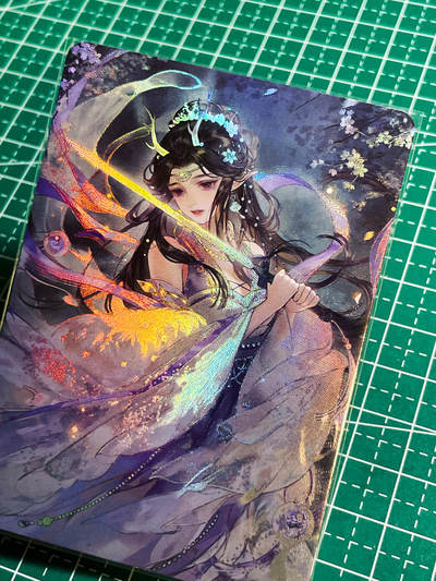 显眼宝34期 佣金1起 10月15日晚22:30截止  - 墨卡文创   经典盲盒卡系列     小龙女   限编号006  共1张   折彩工艺   大卡尺寸  63*88