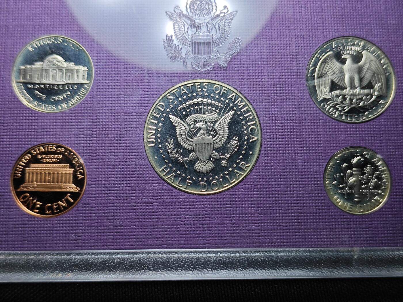 KK钱币收藏小铺  （套币 批量/好品散币 银币）专场  2月预留时间 周末发货   1989美国大小面值清年一套 精制币 