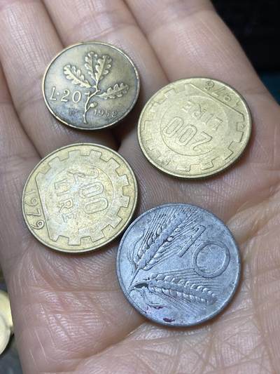 2025年第一百一十一场(总第一百三十七场）外国好品散币(免佣金) - 意大利🇮🇹4枚：1958年20里拉，1978年79年200里拉，1955年10