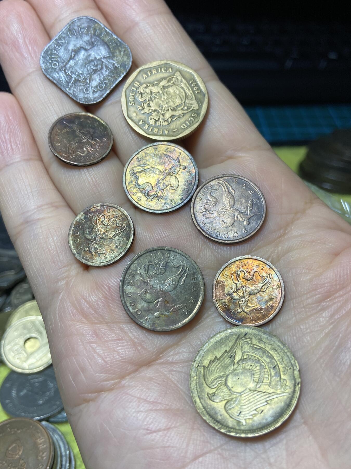 2025年第一百一十一场(总第一百三十七场）外国好品散币(免佣金)