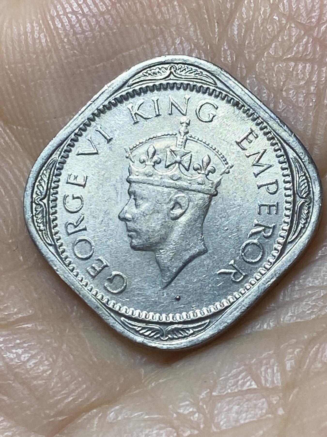 2025年第一百一十一场(总第一百三十七场）外国好品散币(免佣金) 英属印度1947年1/2安娜(乔治六世第五版)