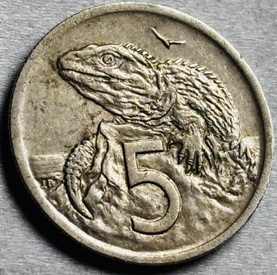 神仙姐姐-中外币专场22 - 1974 年英属新西兰 5 分